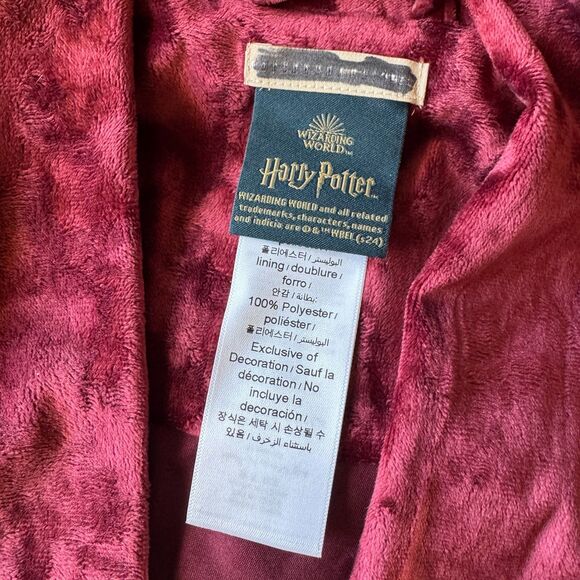 Pottery Barn Teen Harry Potter House Velvet Robe in Gryffindor Burgundy Velvet L - Picture 10 of 11
